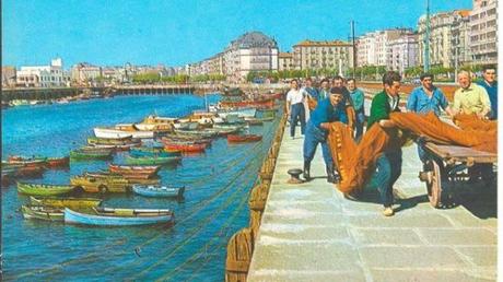 Recogida de las redes en Puerto Chico