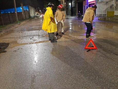 Se registran fuertes lluvias en Matehuala; no hay afectaciones importantes