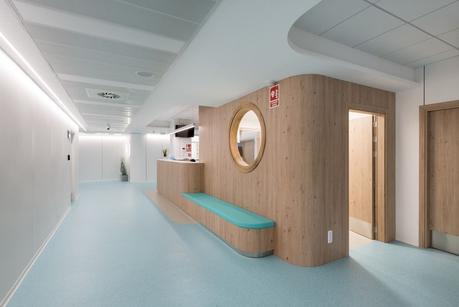 Revestimientos Gerflor para la nueva y premiada área de Maternidad del Hospital Punta de Europa