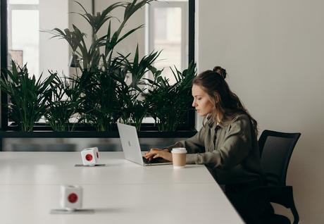 10 Trucos de productividad que mejorarán la calidad de tu trabajo sin tener que trabajar horas extras 10 Trucos de productividad que mejorarán la calidad de tu trabajo sin tener que trabajar horas extras