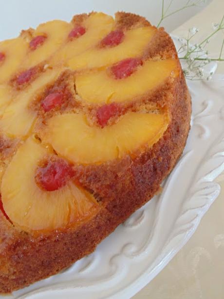 Tarta de piña. Pineapple upside-down cake