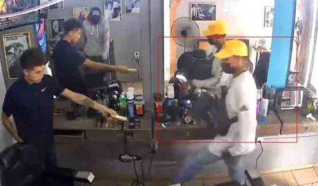(Video) Asaltan barbería ubicada en la colonia Valle Dorado