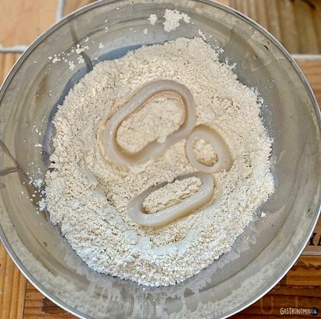 Bocadillo de calamares, ícono de la tradición gastronómica madrileña