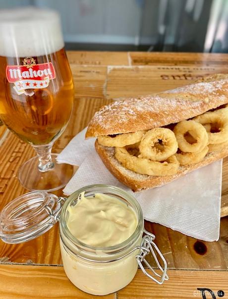 Bocadillo de calamares, ícono de la tradición gastronómica madrileña