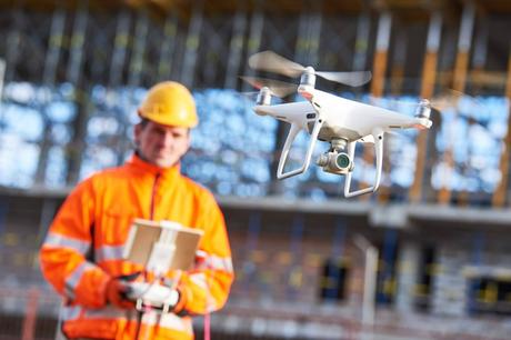 El uso de drones en los trabajos de inspección industrial, con FRP Advanced Technology El uso de drones en los trabajos de inspección industrial, con FRP Advanced Technology