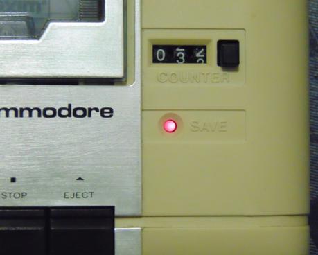 Commodore 64C: Datassette 1530 C2N-B Modelo 2 Commodore 64C: Datassette 1530 C2N-B Modelo 2