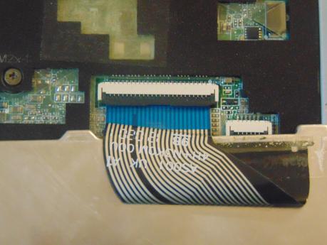 Apertura de Portátiles Pequeños Apertura de Portátiles Pequeños