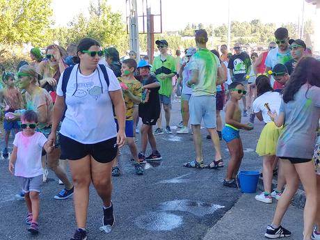 Tarde Multicolor en el día grande de las fiestas de Santa Ana en Cabañas Raras 25