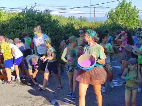 Tarde Multicolor en el día grande de las fiestas de Santa Ana en Cabañas Raras 28