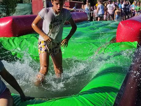 Tarde Multicolor en el día grande de las fiestas de Santa Ana en Cabañas Raras 18