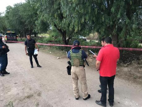 Localizan ejecutado y más de 60 casquillos percutidos en La Pila