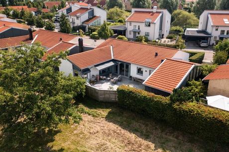 delikatissen wood ceiling techo de madera scandi style scandi home salón escandi interior de madera estilo nórdico estilo escandinavo casa sueca Casa de madera bleached wood ceiling 
