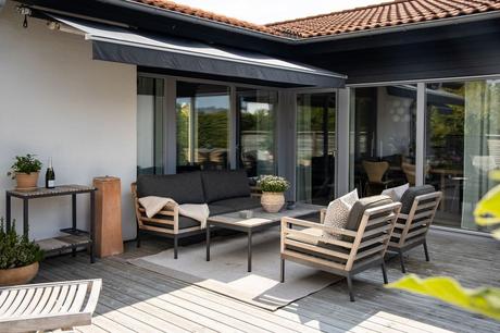 delikatissen wood ceiling techo de madera scandi style scandi home salón escandi interior de madera estilo nórdico estilo escandinavo casa sueca Casa de madera bleached wood ceiling 