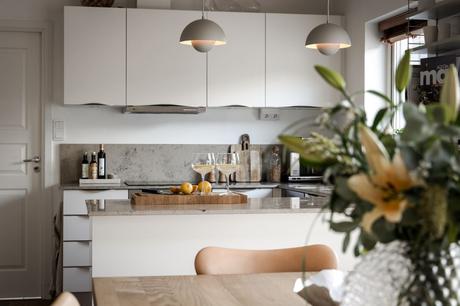 delikatissen wood ceiling techo de madera scandi style scandi home salón escandi interior de madera estilo nórdico estilo escandinavo casa sueca Casa de madera bleached wood ceiling 