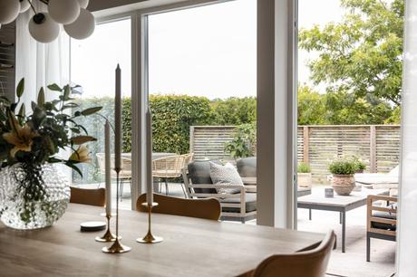 delikatissen wood ceiling techo de madera scandi style scandi home salón escandi interior de madera estilo nórdico estilo escandinavo casa sueca Casa de madera bleached wood ceiling 