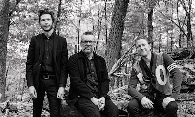 Interpol - Into the night (2022) Interpol - Into the night (2022)