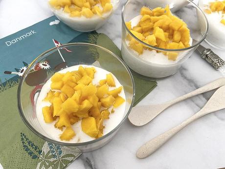 delikatissen thai dessert rice pudding recetas delikatissen postres delikatissen postres de mango postre tailandés postre de vasito mango sticky rice mango arroz con leche de coco 