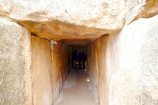 Antequera. Dolmen, 3.800 aC