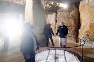Antequera. Dolmen, 3.800 aC