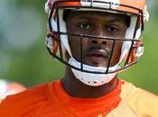 Deshaun Watson, quarterback Browns, suspendido