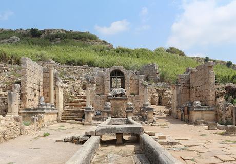 Nymphaeum, fuentes y ninfeos públicos en la antigua Roma