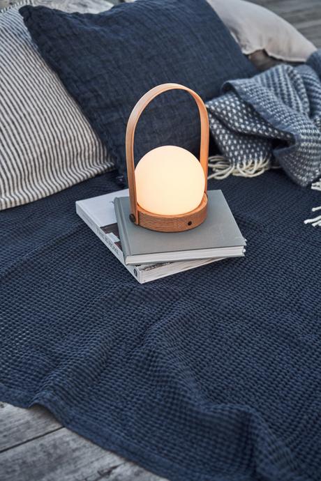 delikatissen scandinavian design rechargeable lamp portable lamp outdoors lamp outdoors decor lámparas recargables lámparas portables lamparas nordicas lámparas de diseño lámparas danesas lampara trasnportables 