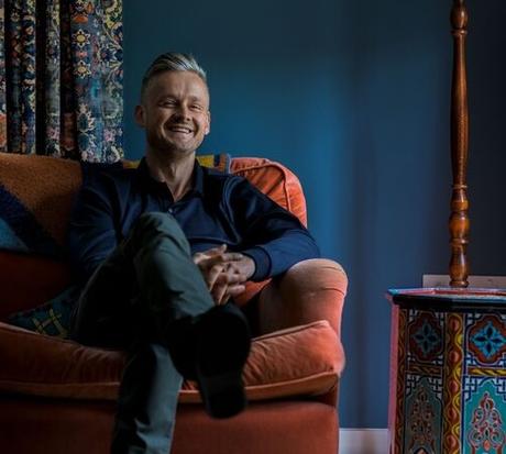 Tom Chaplin publica nuevo disco solista en septiembre