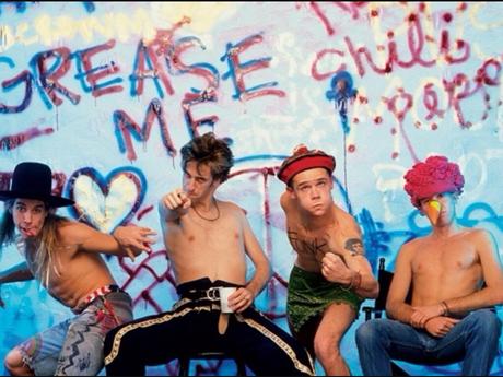 El majestuoso y caótico debut de Red Hot Chili Peppers