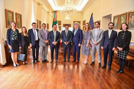 Acuerdan Embajada de Estados Unidos y Gobierno de San Luis Potosí colaboración institucional