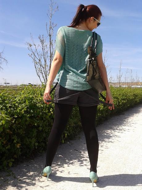 BAJO EL SOL DE ABRIL