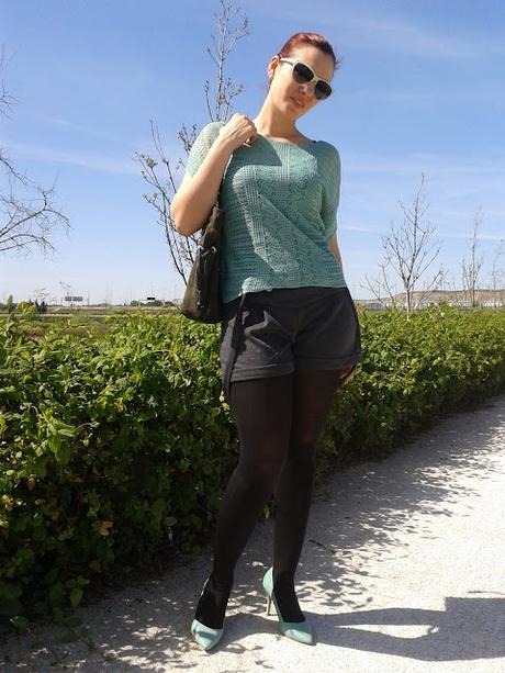 BAJO EL SOL DE ABRIL