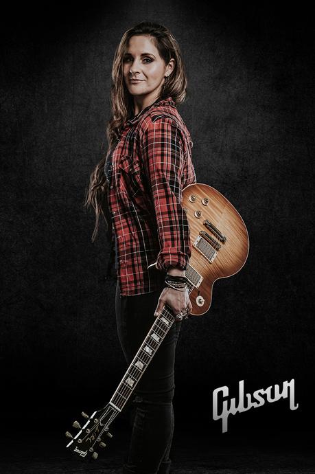 16075963-8869-9803-f090-6a8dcd21ab1e