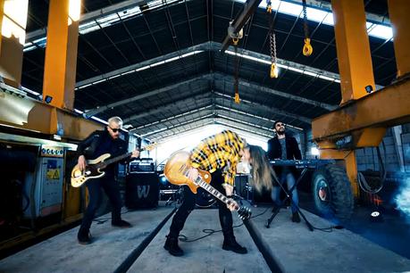 eb365270-9a4d-c525-bcb6-91235ffc222a