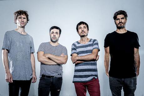 Videos de los Viernes: Defórmica en Vivo