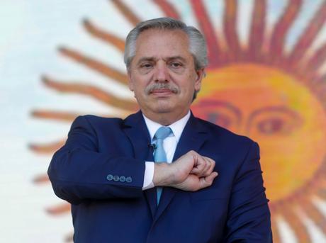 ALBERTO NO ES NINGÚN JALABOLAS ALBERTO NO ES NINGÚN JALABOLAS
