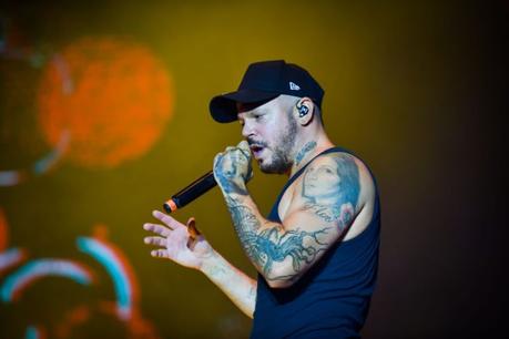 Noche latinoamericana al ritmo de Residente en el Teatro del Pueblo