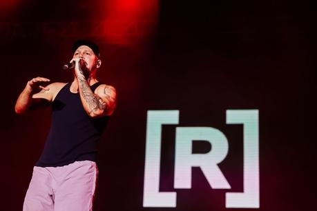 Noche latinoamericana al ritmo de Residente en el Teatro del Pueblo Noche latinoamericana al ritmo de Residente en el Teatro del Pueblo