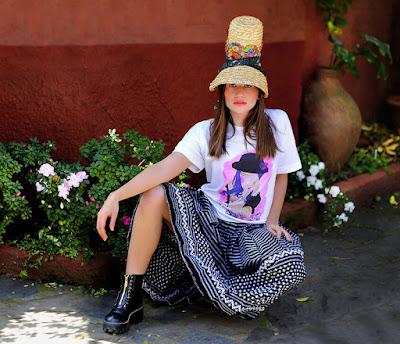 Carmela Caramela. ¿Te sientes diferente? Carmela Caramela. ¿Te sientes diferente?