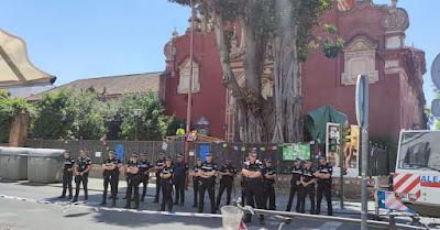 Estado-cloaca, estado neofranquista.