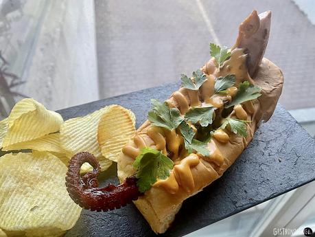 Roll de pulpo con “mayonesa a feira”