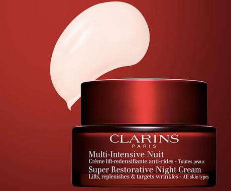 Nuevas Fórmulas de Clarins para Combatir los Signos de la Edad Provocados por la Menopausia clarins-multi-intensive-noche
