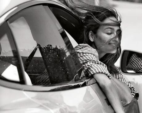 Nuevas Fórmulas de Clarins para Combatir los Signos de la Edad Provocados por la Menopausia clarins-multi-intensive-modelo-2