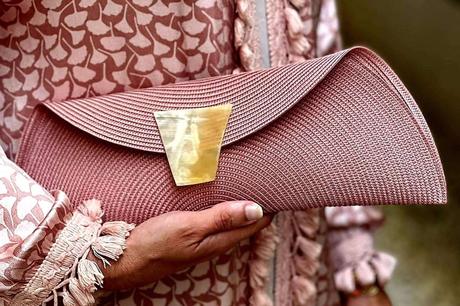 Los bolsos versátiles de Carmen Fernández Complementos