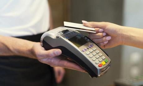 El Banco de España avisa de los pagos con tarjeta: no rechaces el justificante del datáfono