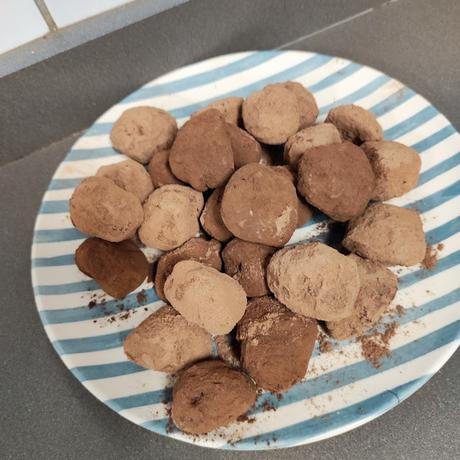 TRUFAS CON 3 INGREDIENTES