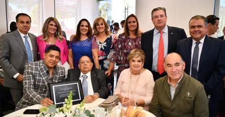 Con la presencia del gobernador homenajean al empresario Jacobo Payán Latuff