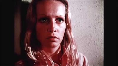 W (USA, 19749 Intriga, Psycho Killer