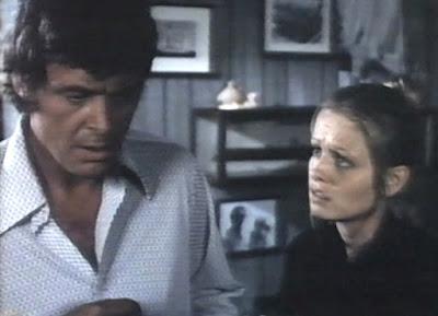 W (USA, 19749 Intriga, Psycho Killer