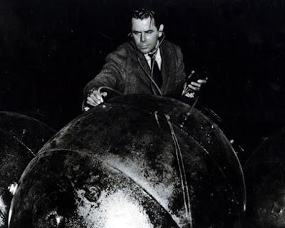 TIME BOM TERROR ON A TRAIN) (TERROR EN EL TREN) (USA, Gran Bretaña; 1953) Intriga