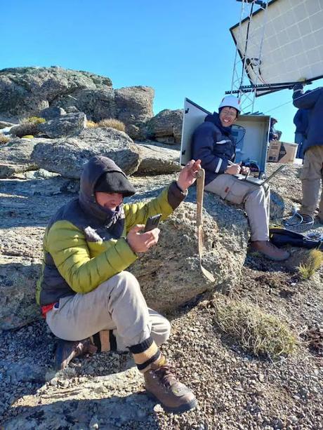 Vecinos de Pilquiniyeu, en la Meseta de Somuncura, ya están conectados